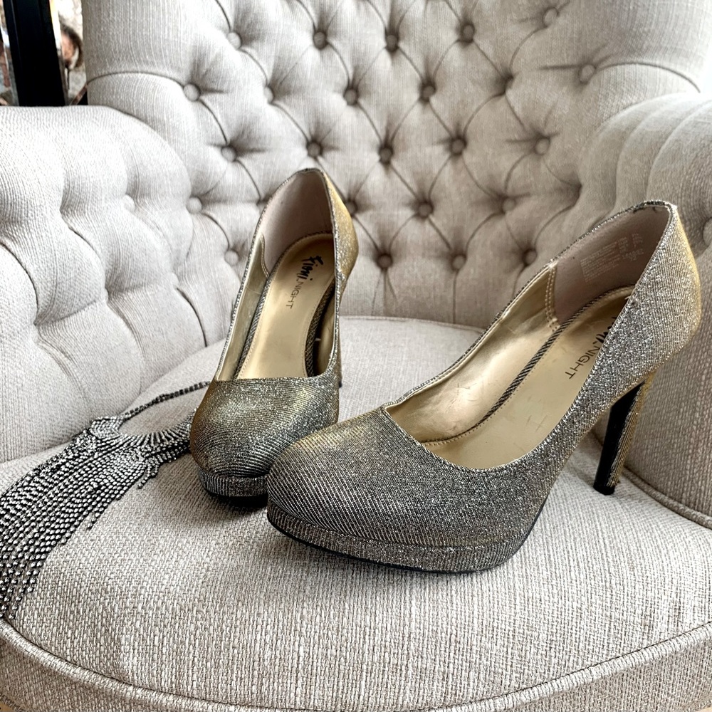 Women’s fabric/glittery  dress platform heels